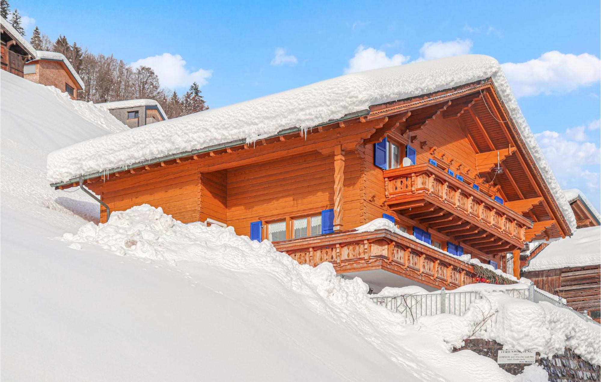 Stunning apartment in Sonntag w/ 4 Bedrooms Buitenkant foto
